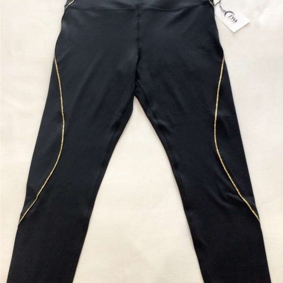 ZYIA Black and Gold Gilded Women's Bra & Leggings Set - Picture 6 of 11